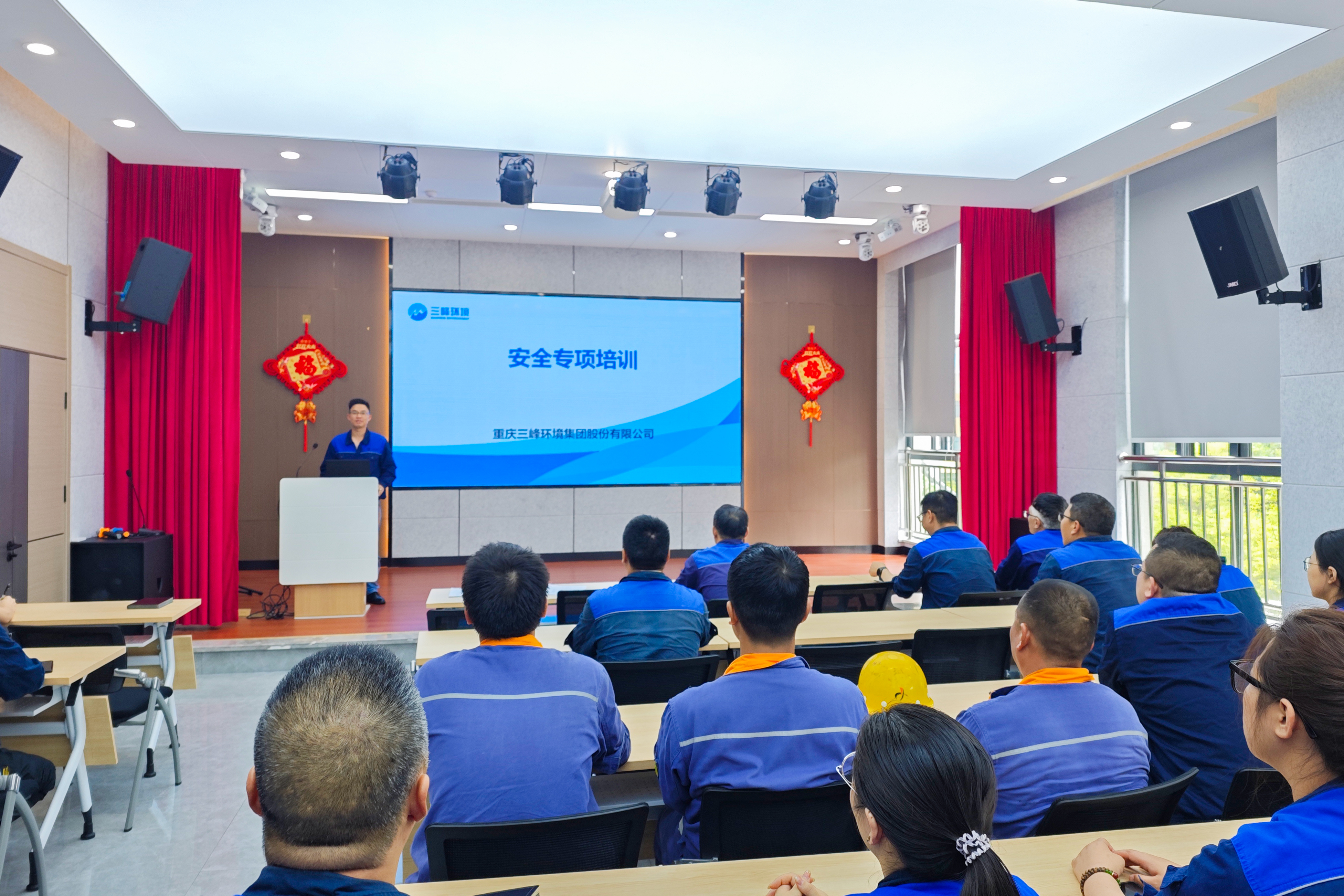 00deefcdcb30852a3b372ba69c2089e9.jpg 00deefcdcb30852a3b372ba69c2089e9.jpg